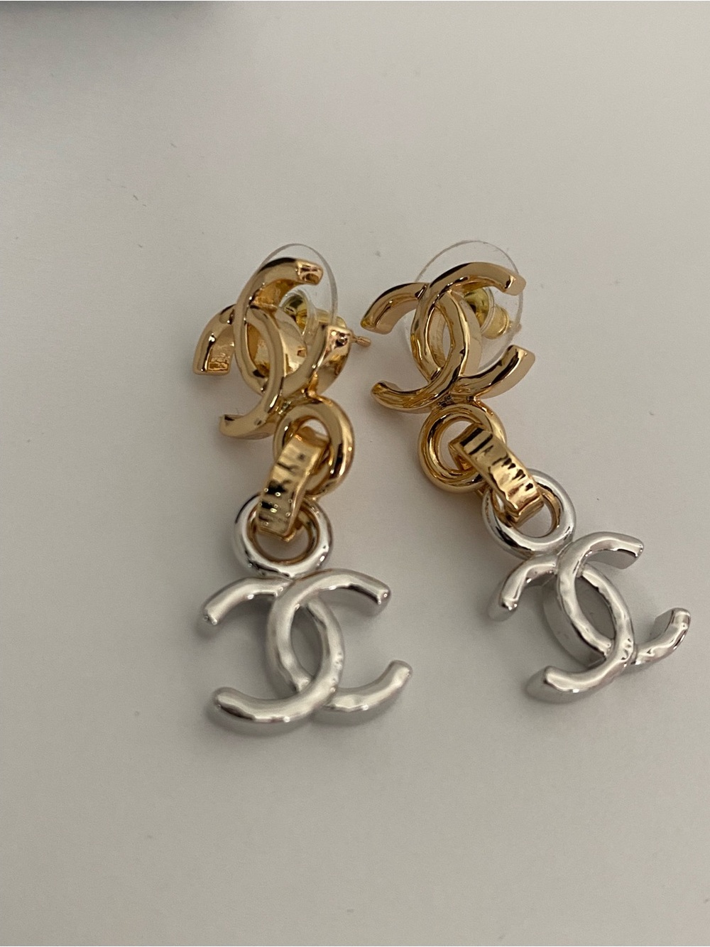 CHANEL Two-Tone CC Dangle Earrings in Gold and Silver - Picture 2 of 7